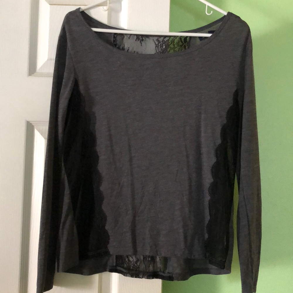 AE crop shirt